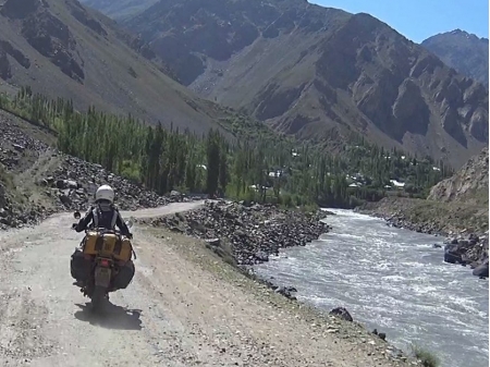 Dag 36 - Khorog > Oumbouk 