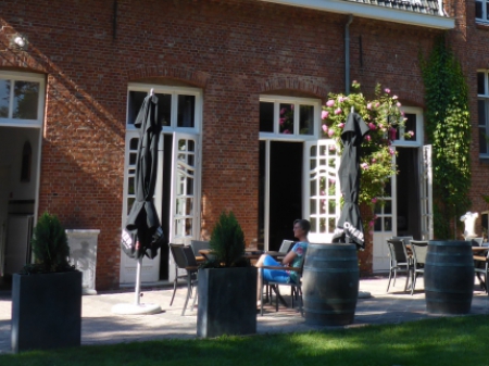 Nummer Een (1) 
