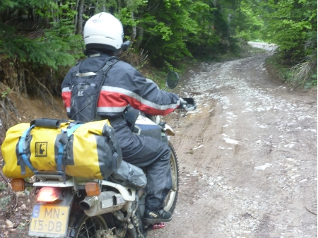 De binnendoor weg naar Kolasin, Montenegro