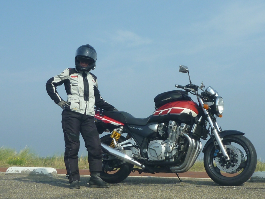 Yamaha XJR1300 BJ 2002